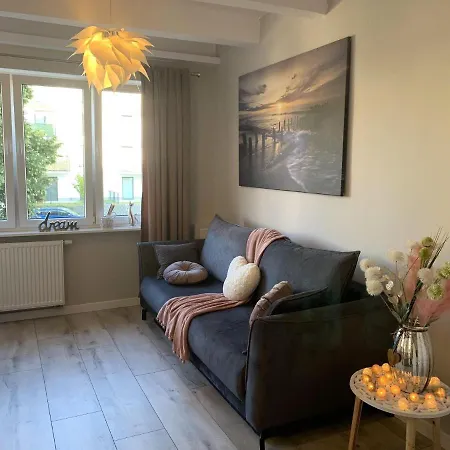 Apartment In Gda Sk Near Brze No Pier *